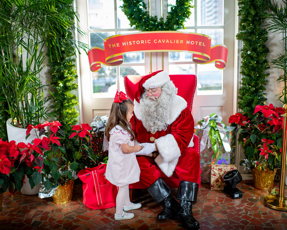 121424CavSanta01