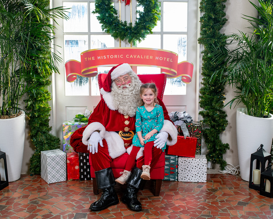122224CavSanta01